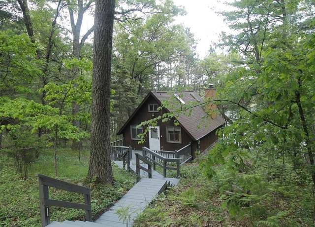 Property at W8537 Duck Creek Ln, Westfield, WI 53964, 2 beds, 1 bath