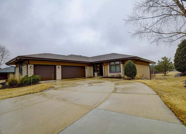 Property at 9302 Windy Pt, Verona, WI 53593, 2 beds, 2 baths