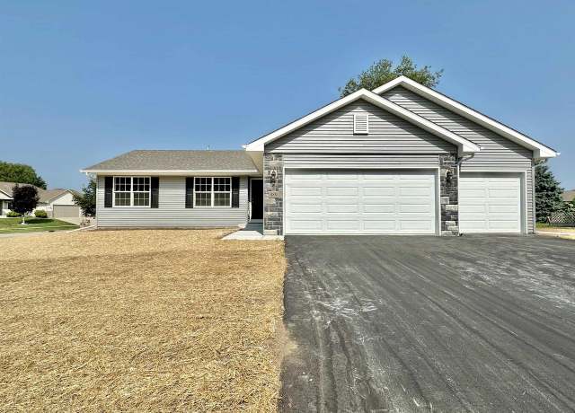 Property at 2139 Christilla Dr, Beloit, WI 53511, 3 beds, 2 baths