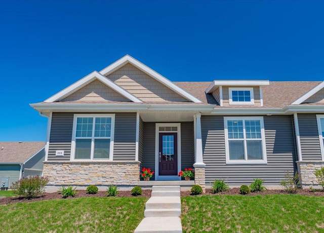 Property at 660 Hillcrest Dr, Waunakee, WI 53597, 3 beds, 2 baths