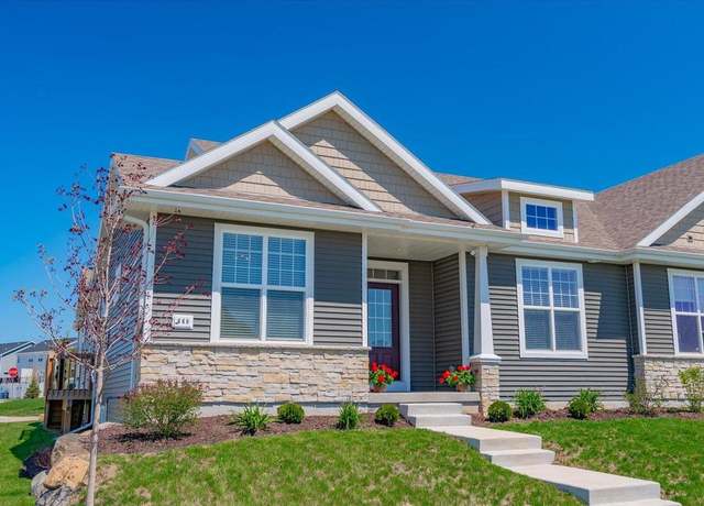 Property at 660 Hillcrest Dr, Waunakee, WI 53597, 3 beds, 2 baths