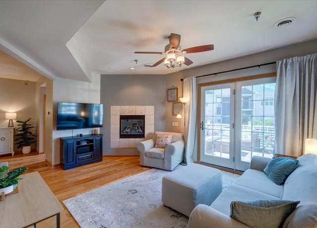 Property at 3027 Providence St #11, Sun Prairie, WI 53590, 3 beds, 2.5 baths