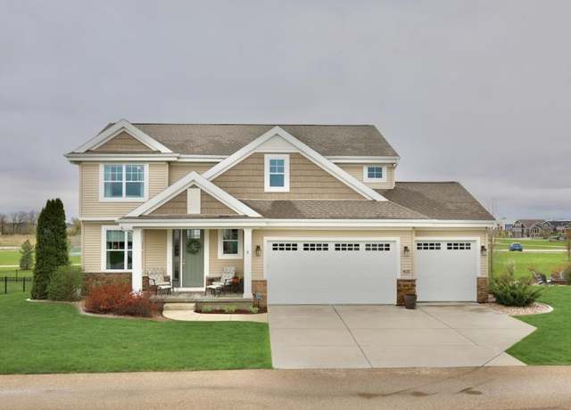 Property at 4125 Royal View Dr, Deforest, WI 53532, 5 beds, 3.5 baths