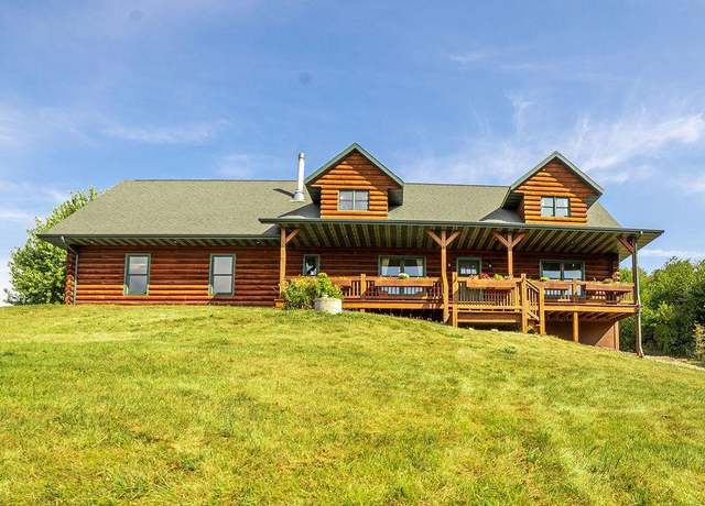 Property at 4191 W Sandale Dr, Beloit, WI 53511, 3 beds, 4 baths