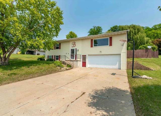 Property at 28315 Clary Ln St, Richland Center, WI 53581, 4 beds, 2 baths