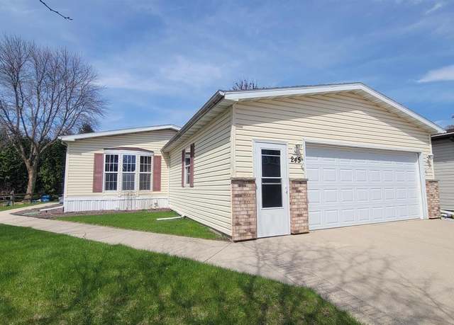 Property at 245 Misty Meadows Ln, Menasha, WI 54952, 3 beds, 2 baths