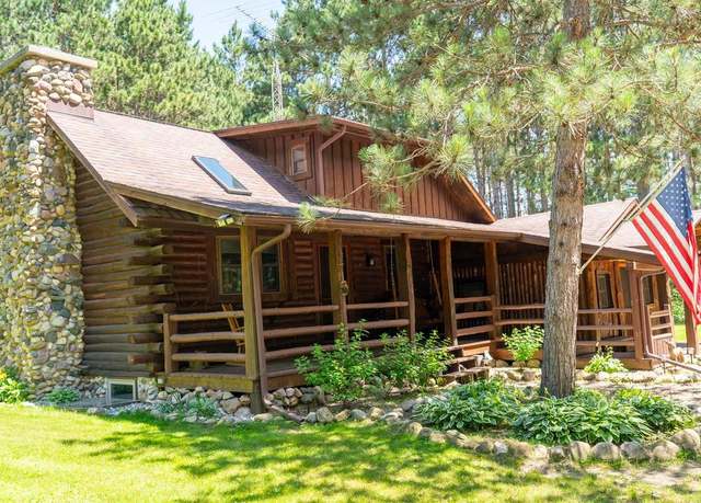 Property at 1804 4th Dr, Friendship, WI 53934, 3 beds, 1.5 baths