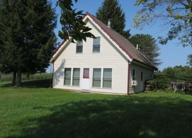 Property at E2445 Tulip Ct, La Valle, WI 53941, 2 beds, 2 baths