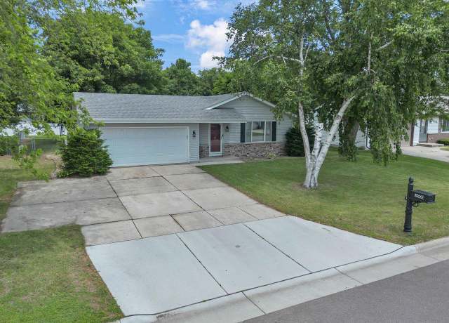 Property at 1508 Arbutus St, Janesville, WI 53546, 3 beds, 2.5 baths