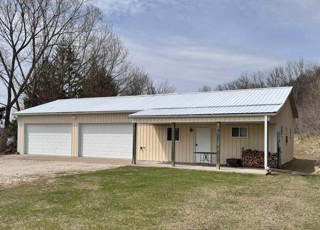 Property at 156 Pine St, Ferryville, WI 54628, 3 beds, 1 bath