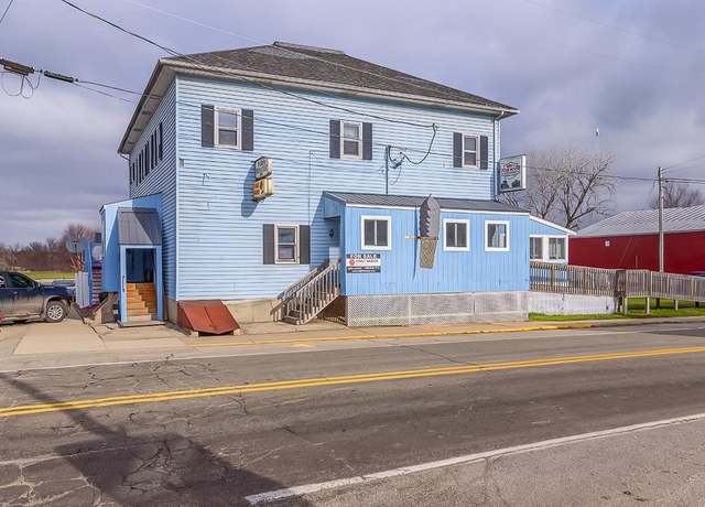 Property at 10390 Bridge St, Gratiot, WI 53541, 5 beds, 3 baths