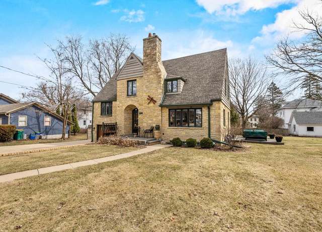 Property at 615 Ransom St, Ripon, WI 54971, 4 beds, 2.5 baths