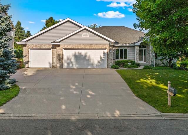 Property at 23 Foxglove Cir, Madison, WI 53717, 4 beds, 3 baths
