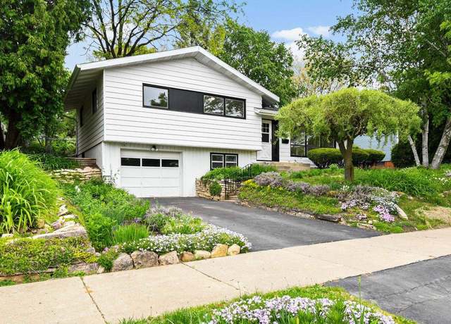 Property at 1706 Browning Rd, Madison, WI 53704, 3 beds, 1 bath