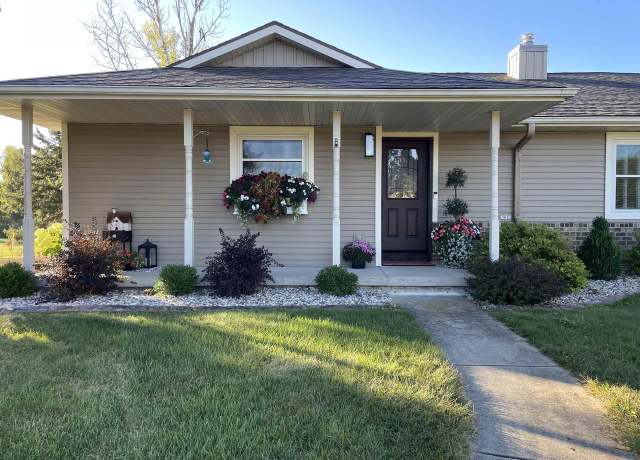 Property at 634 Saddle Rdg, Portage, WI 53901, 2 beds, 3 baths