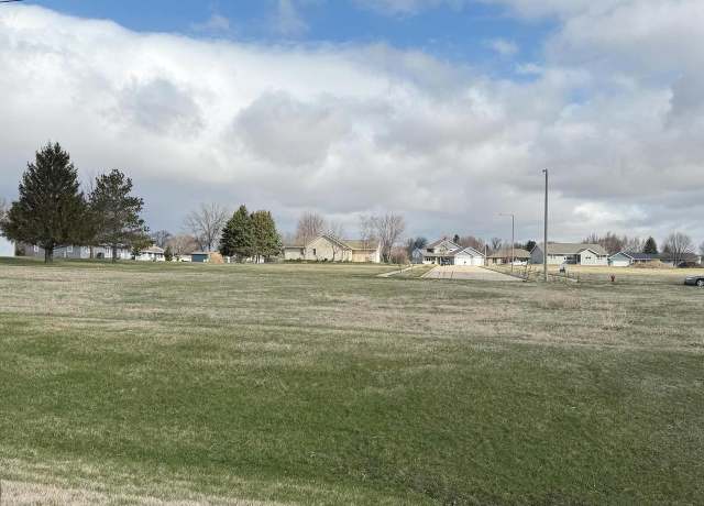 Property at 220 Danielle Dr, Randolph, WI 53956