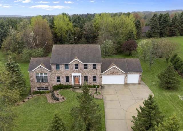 Property at 7531 Fallen Oak Dr, Verona, WI 53593, 5 beds, 3.5 baths