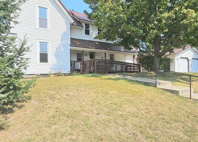 Property at 485 S James St, Richland Center, WI 53581, 4 beds, 2.5 baths