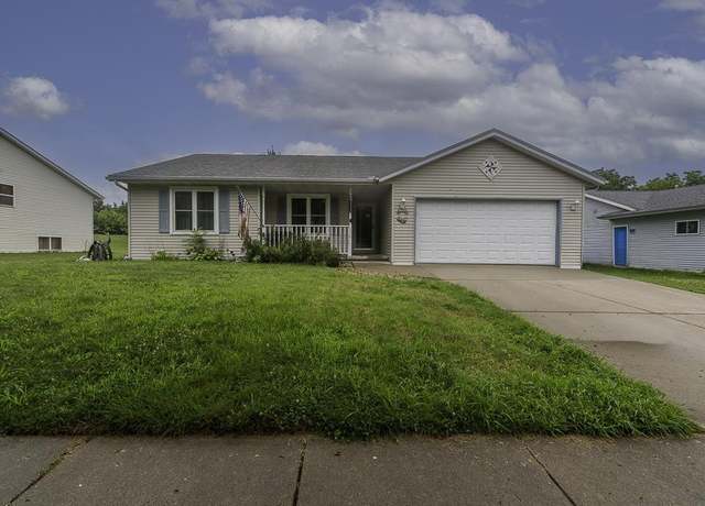 Property at 126 Deanna Dr, Evansville, WI 53536, 4 beds, 3 baths