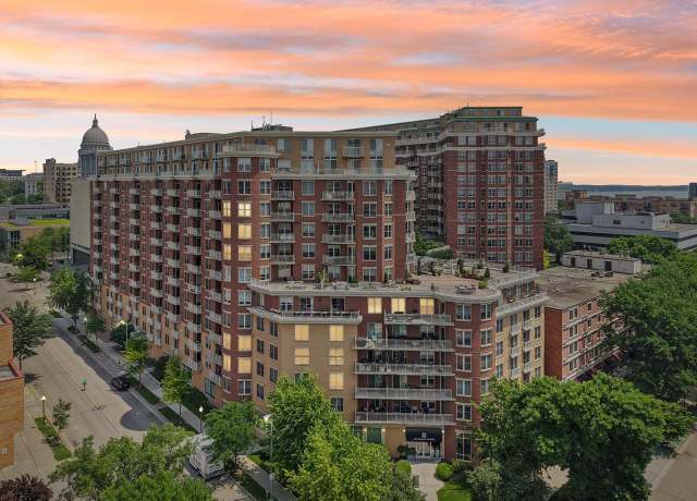 Property at 333 W Mifflin St #5040, Madison, WI 53703, 1 bed, 1 bath