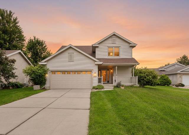 Property at 875 North Edge Trl, Verona, WI 53593, 3 beds, 3.5 baths