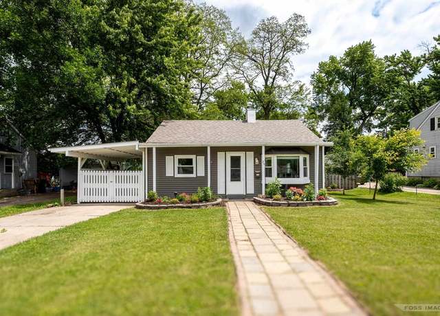 Property at 29 S Midvale Blvd, Madison, WI 53705, 2 beds, 1 bath