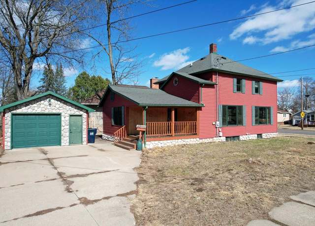 Property at 309 Elm St, Mauston, WI 53948, 4 beds, 2 baths
