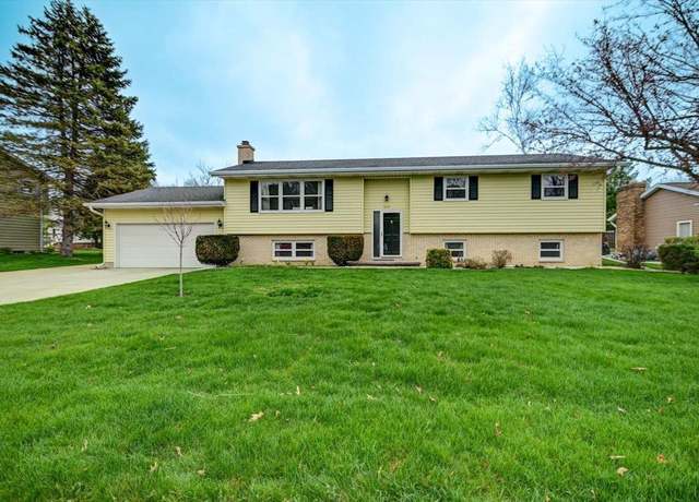 Property at 919 Derby Dr, Sun Prairie, WI 53590, 4 beds, 3 baths