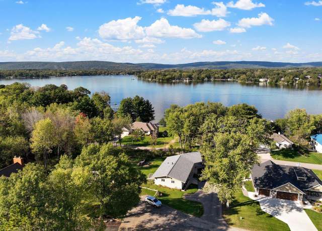 Property at W13344 Klamer Rd, Lodi, WI 53555, 3 beds, 2 baths