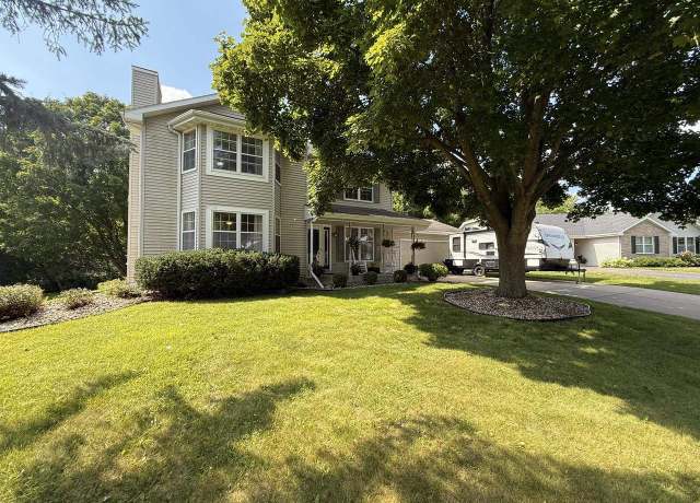 Property at 3118 Satinwood Dr, Janesville, WI 53546, 3 beds, 2.5 baths