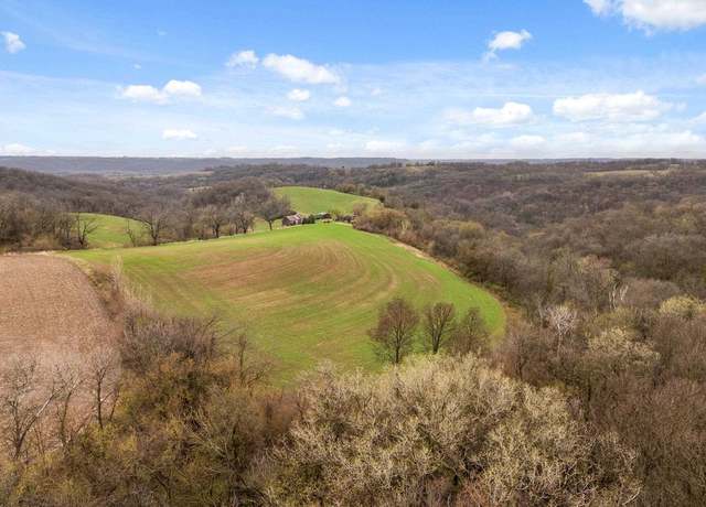 Property at 36480 Bouska Rd, Prairie Du Chien, WI 53821