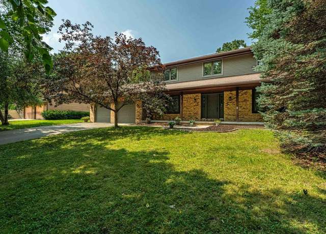Property at 2749 Marledge St, Fitchburg, WI 53711, 5 beds, 4 baths