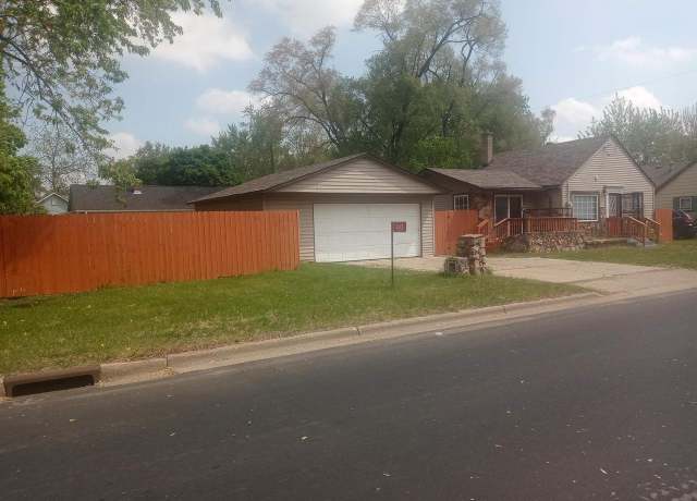 Property at 1445 Bayliss Ave, Beloit, WI 53511, 4 beds, 1 bath