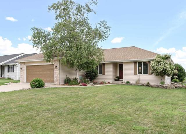 Property at 3812 Mallard Ln, Janesville, WI 53546, 5 beds, 3 baths