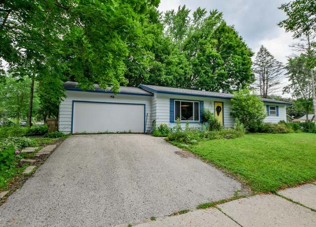 Property at 5314 Kroncke Dr, Madison, WI 53711, 3 beds, 2.5 baths