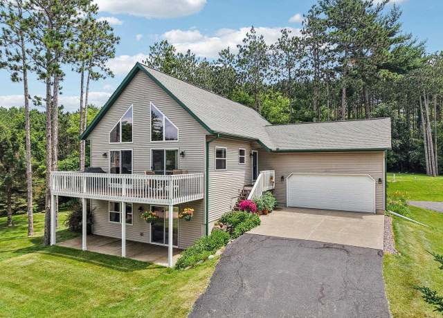 Property at N6106 Fox Glen Rd, Portage, WI 53901, 4 beds, 3 baths