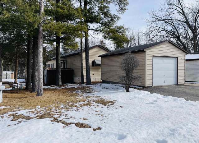 Property at 70 Falling Creek Cir, Janesville, WI 53548, 2 beds, 1 bath