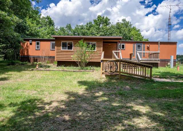 Property at W3536 57th St, Lyndon Station, WI 53944, 2 beds, 1.5 baths