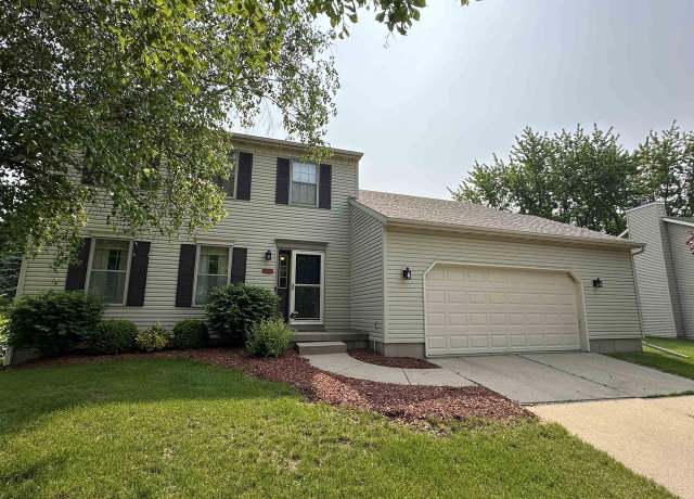 Property at 1009 Kings Lynn Rd, Stoughton, WI 53589, 3 beds, 2.5 baths