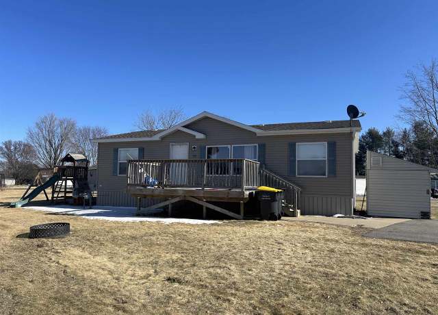 Property at 302 Caren Ave, Tomah, WI 54660, 3 beds, 2 baths