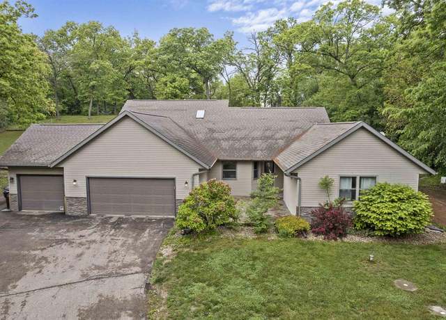 Property at 2150 E Carly Ct, Milton, WI 53563, 5 beds, 3.5 baths