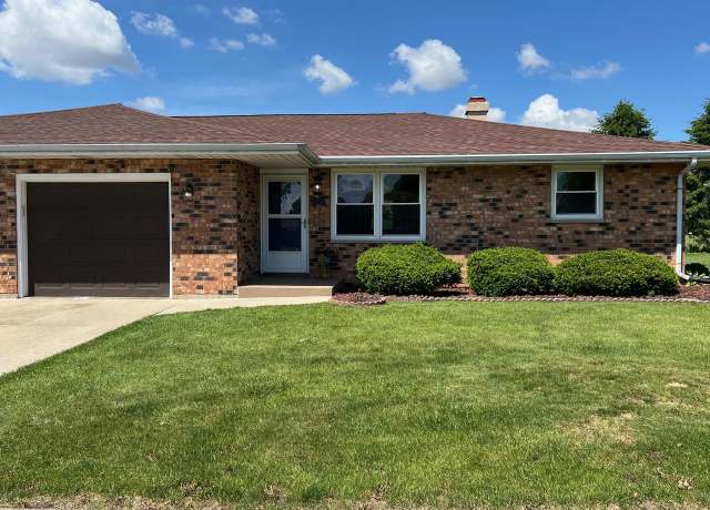Property at 2503 N Lexington Dr, Janesville, WI 53545, 2 beds, 2 baths