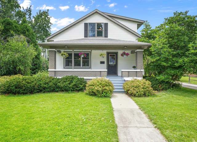 Property at 180 Union St, Sun Prairie, WI 53590, 4 beds, 2 baths