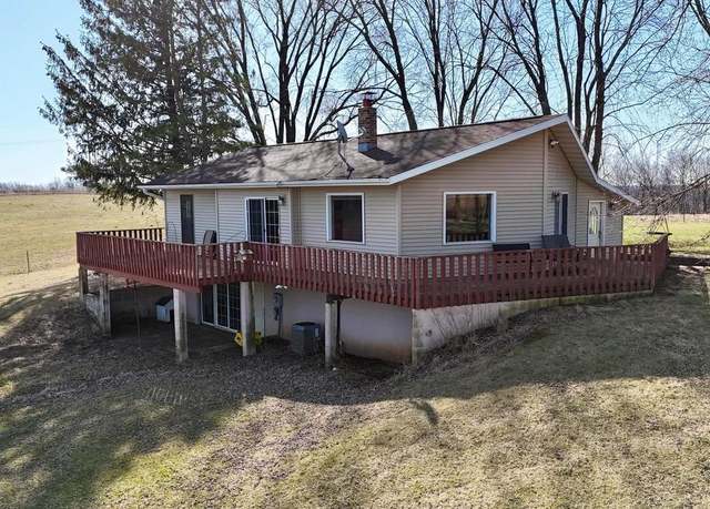 Property at 9140 Marigold Ave, Cashton, WI 54619, 2 beds, 2 baths