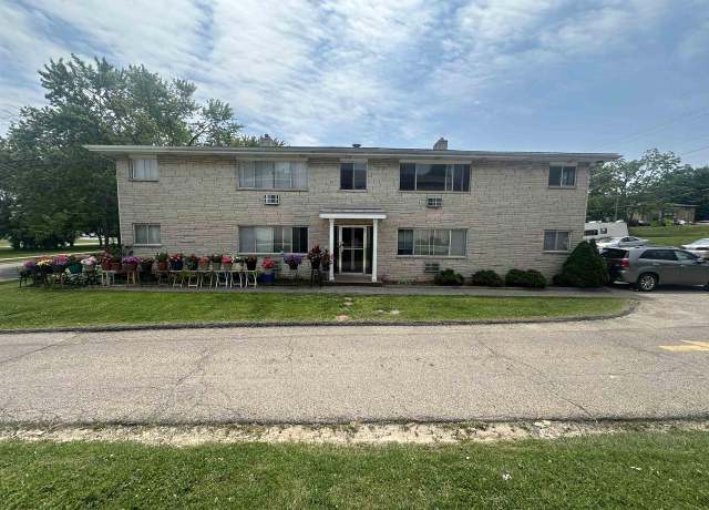 Property at 2342 Allied Dr #3, Madison, WI 53711, 2 beds, 1 bath
