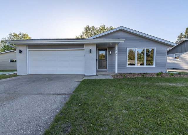Property at 2016 S Grant Ave, Janesville, WI 53546, 3 beds, 1.5 baths