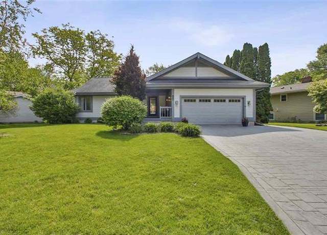 Property at 607 Parkland Dr, Verona, WI 53593, 4 beds, 2.5 baths