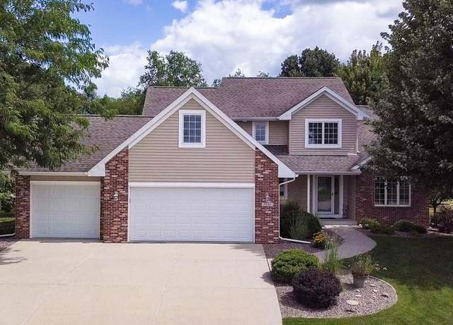 Property at 3286 Autumn Ln, Janesville, WI 53546, 3 beds, 3 baths