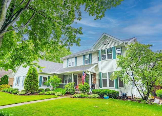 Property at 6121 Fredericksburg Ln, Madison, WI 53718, 4 beds, 2.5 baths