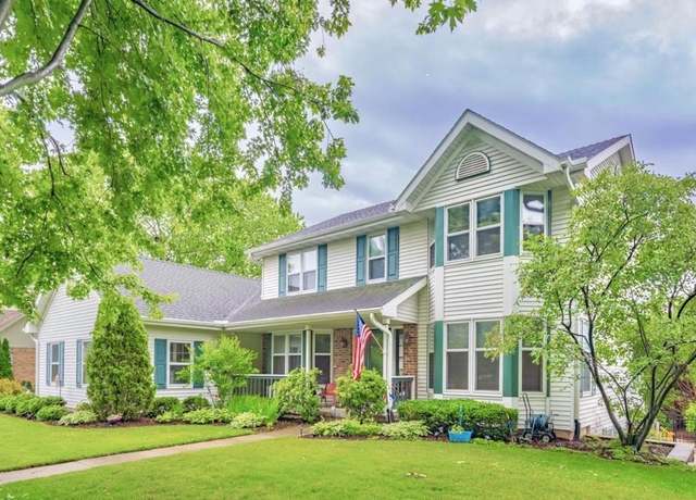 Property at 6121 Fredericksburg Ln, Madison, WI 53718, 4 beds, 2.5 baths
